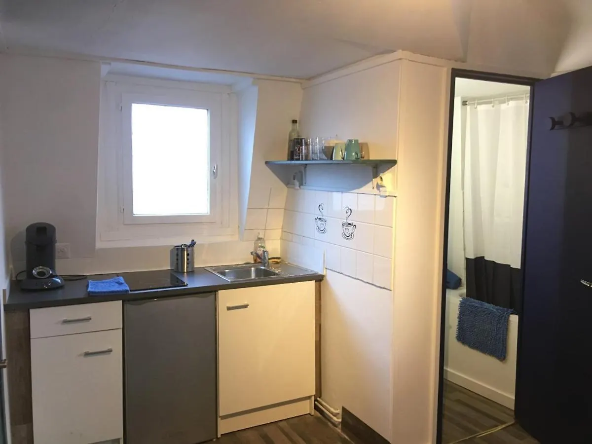 Studio Gambetta Republique contacts